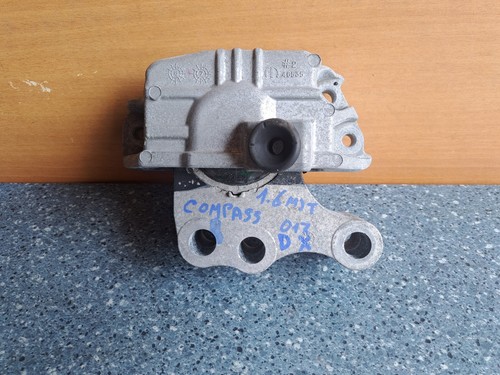 Supporto motore anteriore - supporto, dx