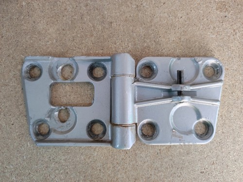 Cerniera portiera alfa romeo - alfa,