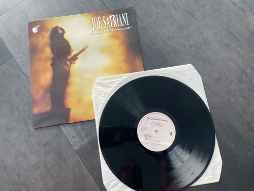 Joe satriani the extremist - satriani,