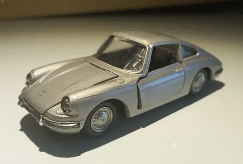 Politoys 527 porsche 912 - 527,