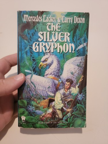 The silver gryphon daw hb - the,