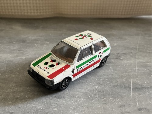 Modellino burago italy - burago,