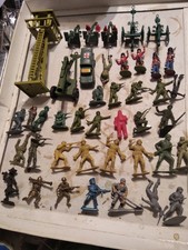 LOTTO SOLDATINI MILITARI 1/32