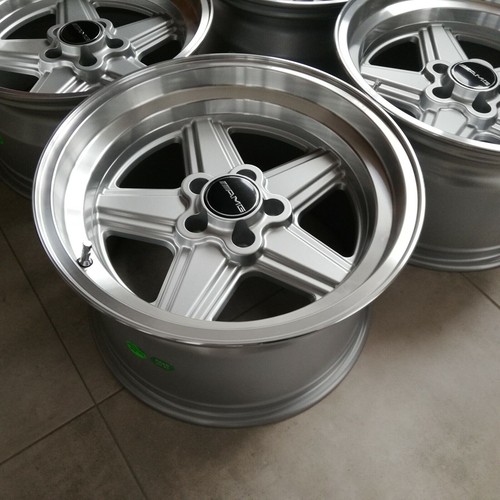 Cerchi design stile penta - 4,