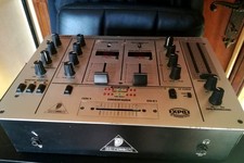 BEHRINGER DJX400 Mixer DJ 2
