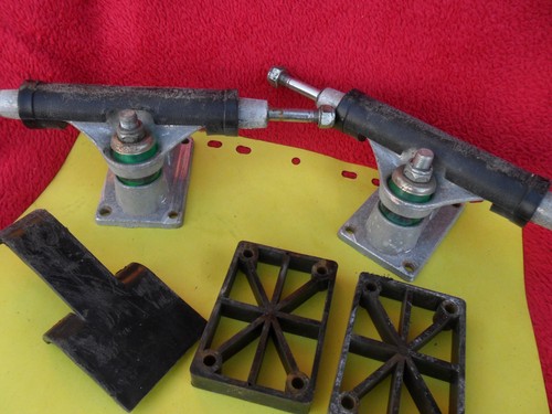 Vintage 1980 skateboard - vintage,