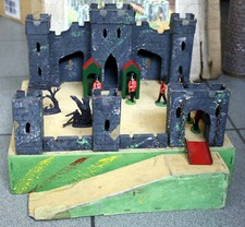 ♥ VINTAGE TRI-ANG FORT Y