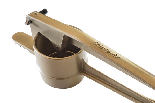 Goldspatz pressa per - , spätzle