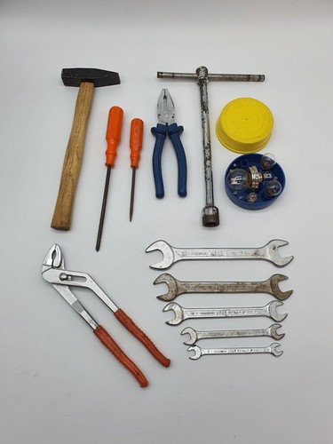 Tool kit lamborghini - tool,