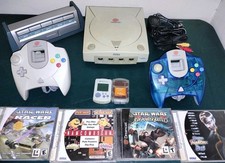 SEGA Dreamcast Console w/4