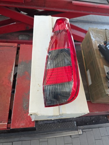 Fanale posteriore destro fume - posteriore,
