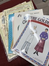 Lotto di bambole di carta