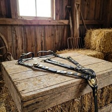 Martingala con ferramenta in