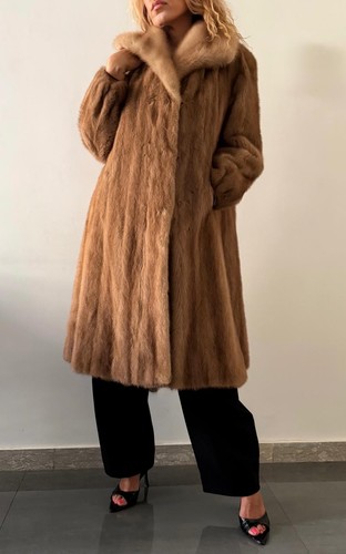 Pelliccia visone mink fur - di,
