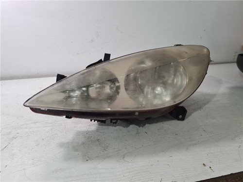 Faro anteriore sinistro
