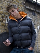 GILET UOMO CON CAPPUCCIO