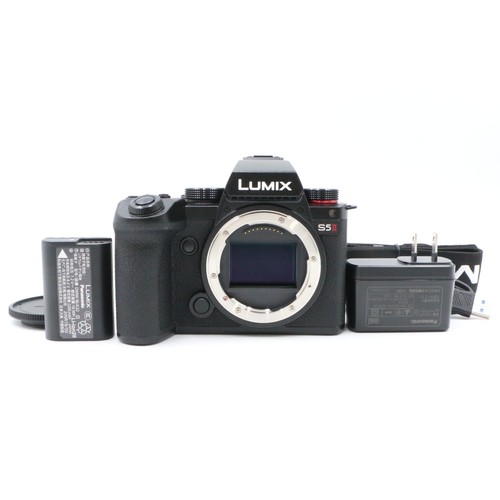 Panasonic lumix s5ii - panasonic,
