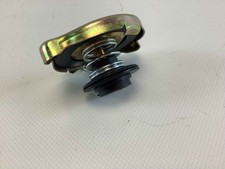 Tappo radiatore per trattore