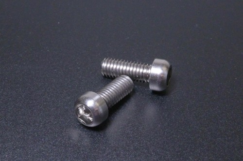 Bulloni titanio m6x15 - m6x15,5, per