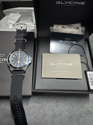 Glycine combat sub - combat,