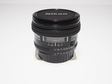 Nikon AF Nikkor 20mm f/2.8
