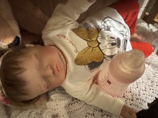 Bambola tipo Reborn Roselie