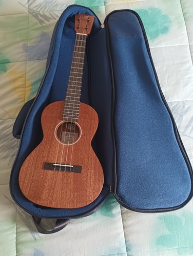 Martin tenor ukulele fsc - t1,