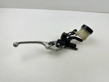 MAITRE CYLINDRE FREIN AVANT