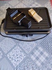 piastra raclette usata pochissimo, ovviamente funzionante per 8 persone
