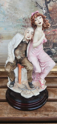 Composizione porcellana di - in,