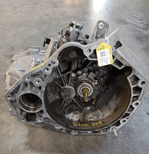 2472179J02000 Scatola cambio