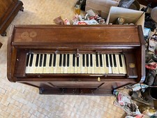 PICCOLO ORGANO A SOFFIETTO IN LEGNO