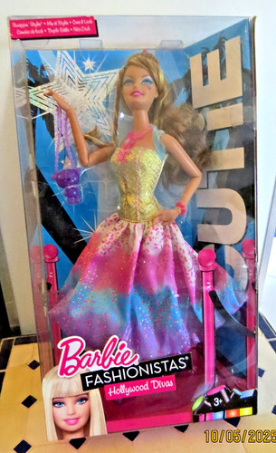 Rare nrfb 2010 barbie - 2010, cutie