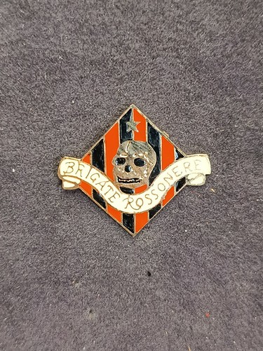 Old pins pin badge - old,