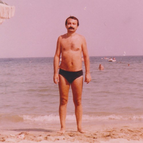 Uomo senza camicia piedi - camicia, in