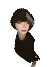 BERRETTONE E SCIARPA IN MAGLIA