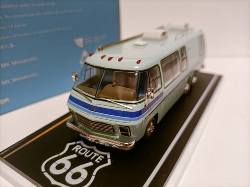 Modellino camper hec - hec, 1:64