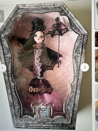 Mint box 2015 monster high - mint,
