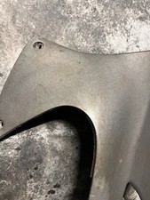 Plastica Sotto pedana Inferiore Destra Scooter Peugeot Jet force 50cc carena