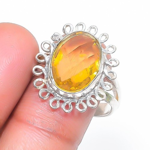 Anello con pietre preziose