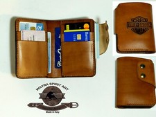 Portafoglio porta carte di credito in puro cuoio. Molto comodo con portatessera 