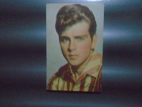 Fabian signed photo - fabian,