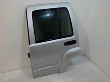 K55176907AI PORTA POSTERIORE SINISTRO per JEEP CHEROKEE (KJ) (11/01>11/04<) 3.7