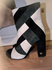 TWINSET S. Barbieri numero 40