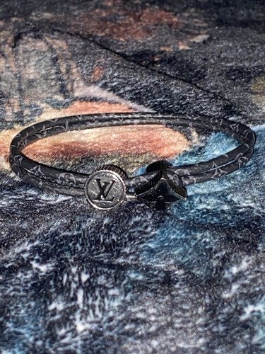 Louis vuitton monogram eclipse - louis,