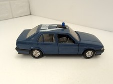 Burago Alfa Romeo 75 Polizia 1:24