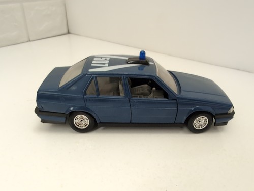 Burago alfa romeo polizia - romeo, 75