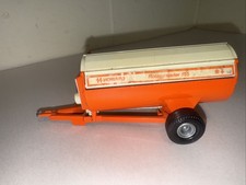 Britains Trattore Howard 155 Muck Rotaspreader DieCast Farm 9568 Modello Con Decalcomania