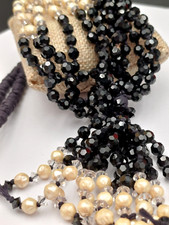 COLLANA MULTIFILO  PERLINE IN STILE ETNICO BIANCO E NERO