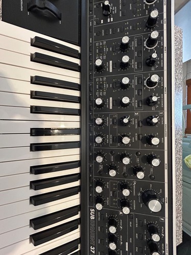 Moog subsequent - moog,